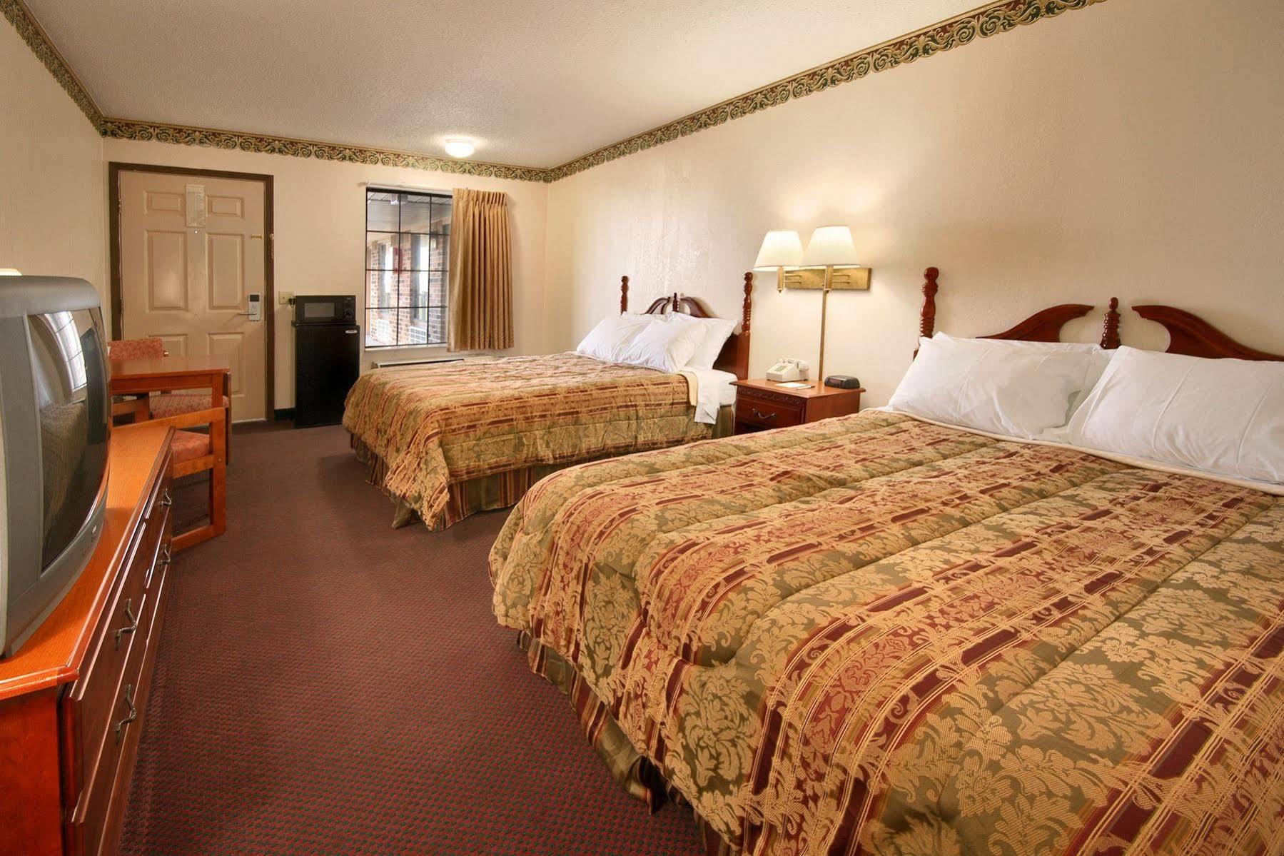 Days Inn By Wyndham Erick Esterno foto